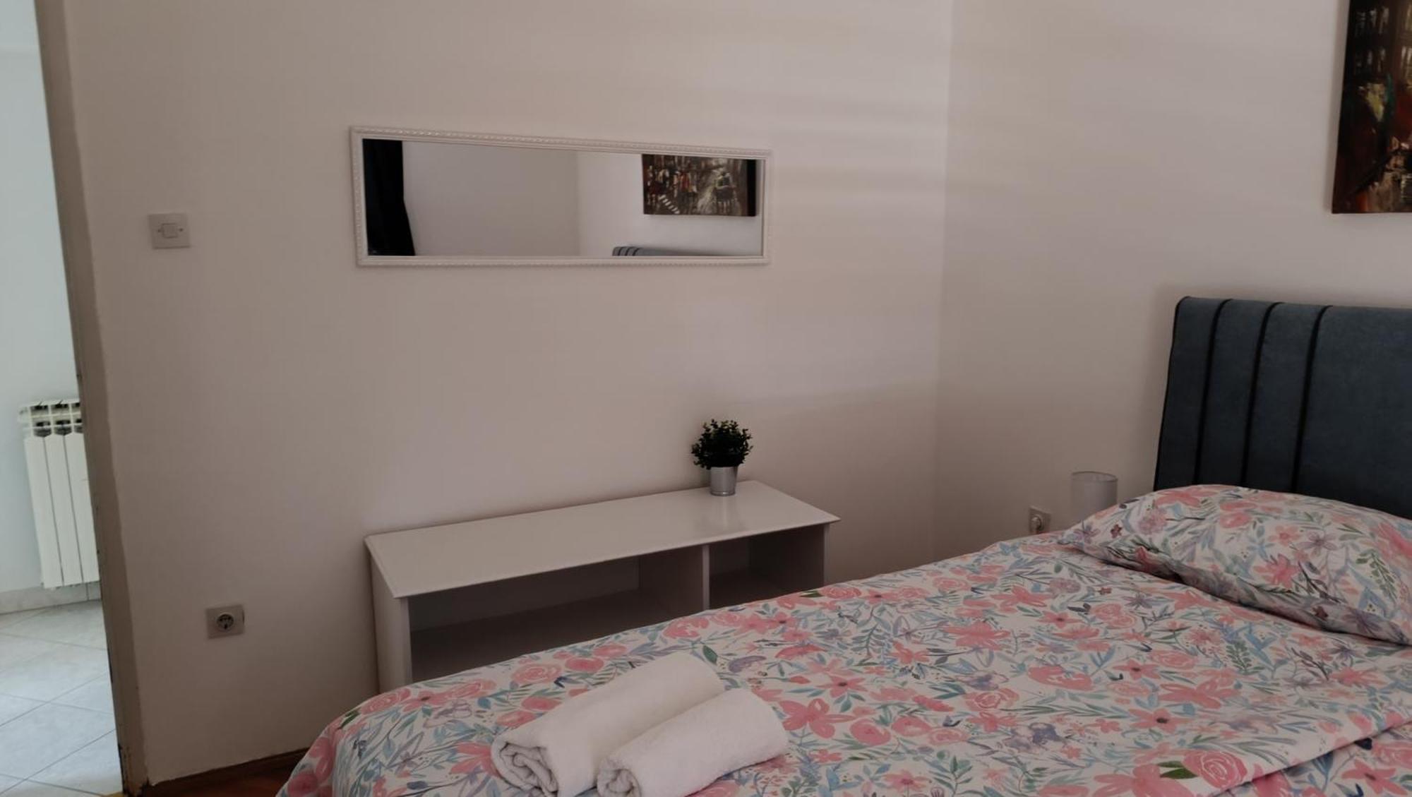 Apartments Gabriela Porec Bagian luar foto