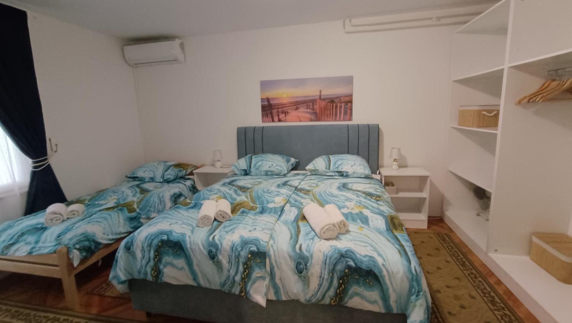 Apartments Gabriela Porec Bagian luar foto