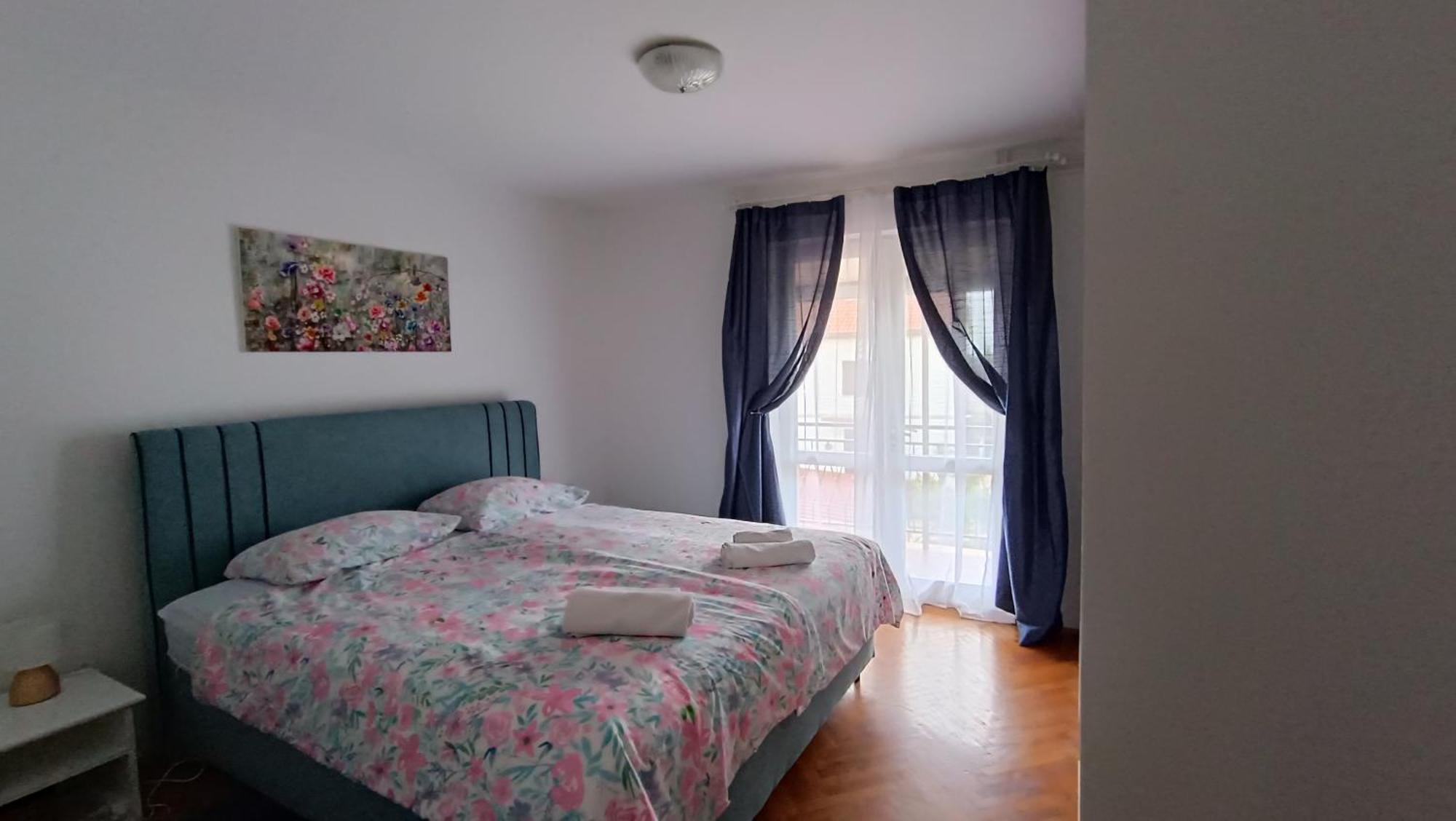 Apartments Gabriela Porec Bagian luar foto